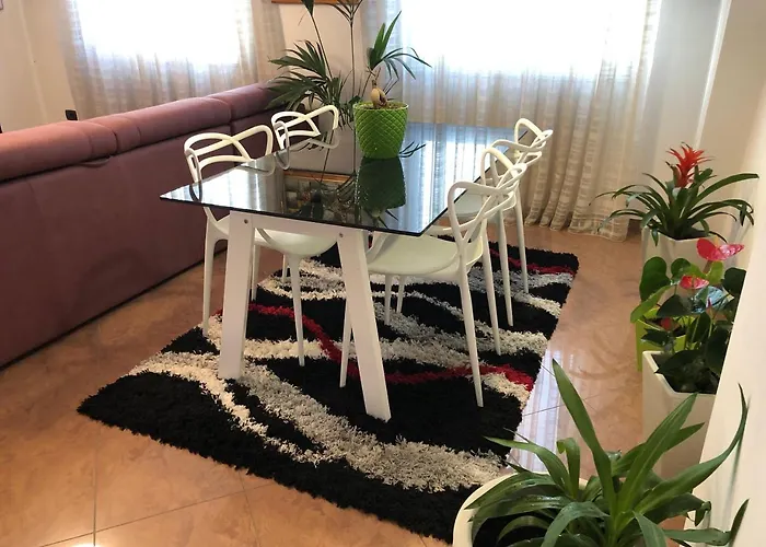 Bussola Lägenhet Tirana