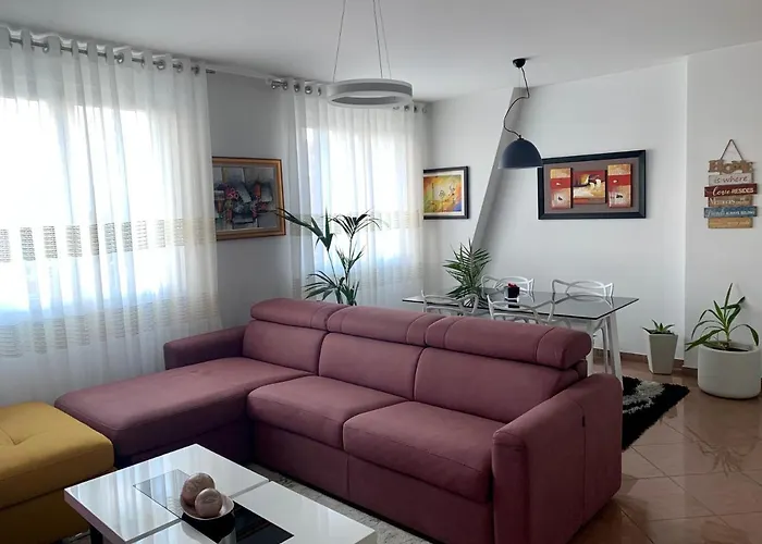 Bussola Lägenhet Tirana