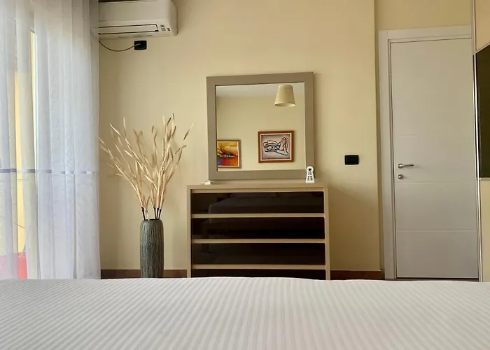 Bussola Lägenhet Tirana